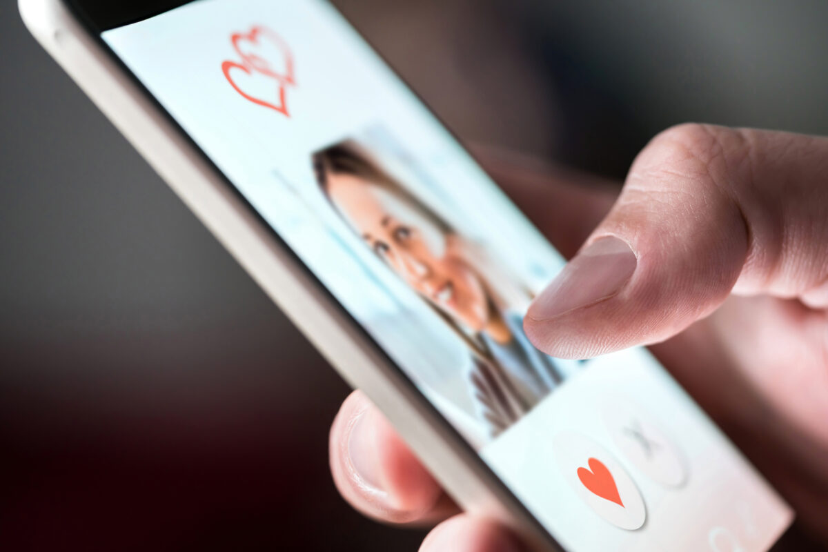 Top 4 Best Tips for Millennials on Dating Apps
